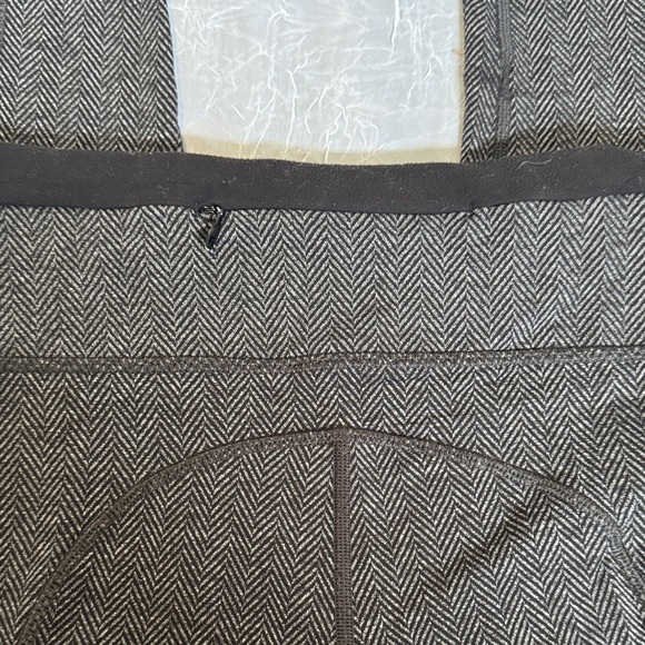 lululemon athletica Black and Gray Leggings - Picture 3 of 4